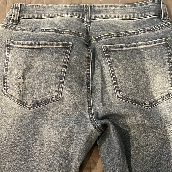 DESIGN LAB STRAIGHT TORN STAR EMBELLISHED DENIM JEANS 29 - Picture 3 of 9